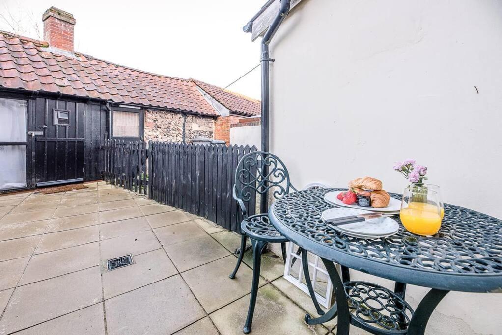Button Cottage, Wickham Market Dış mekan fotoğraf